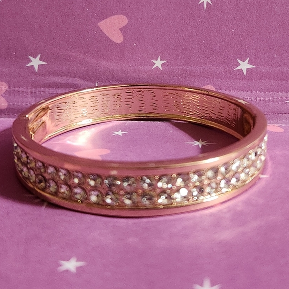 Charming Charlie's Gold Bangle - Picture 1 of 6